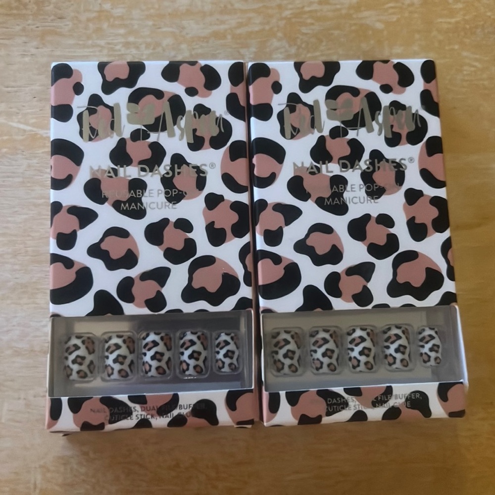 2 Leopard For Lydia